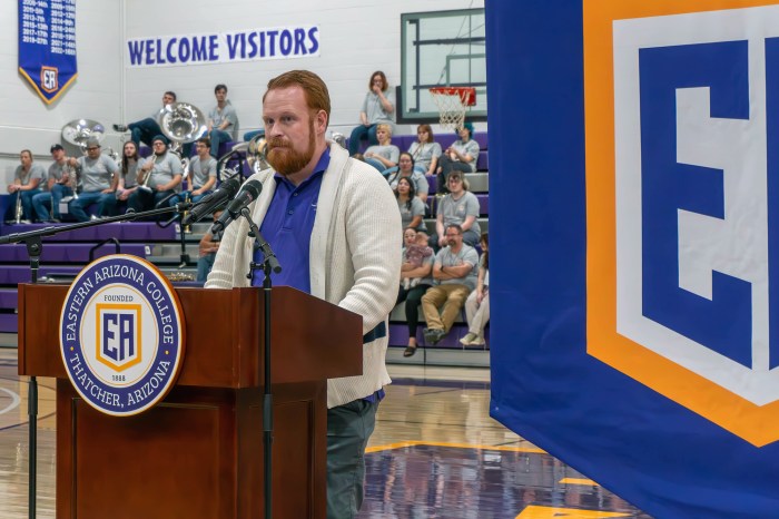 pep rally Chamber Director Vance Bryce